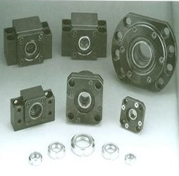 在工業(yè)生產(chǎn)中，如何選擇正確的滾珠絲桿支撐座